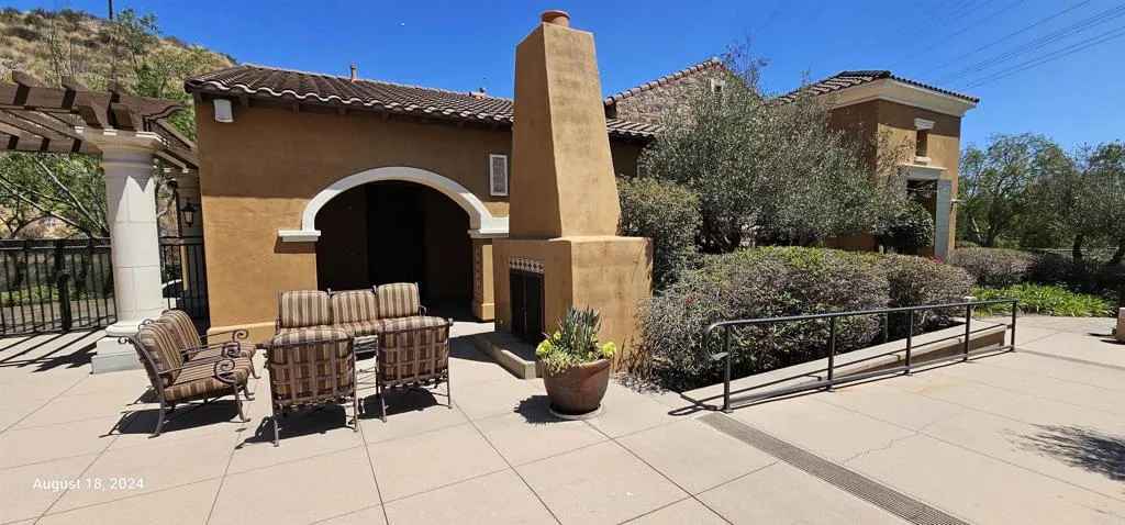 https://cdn.realtyfeed.com/cdn/127/306245344/e2fa4f4ad3d4e3816ba9370d6541b776.webp