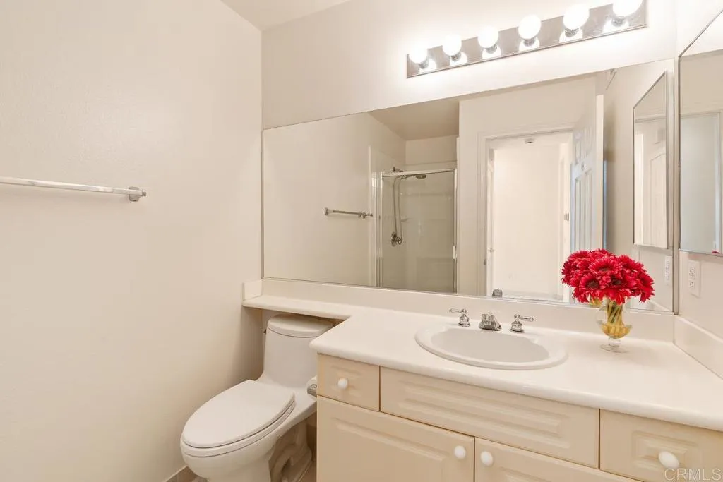 https://cdn.realtyfeed.com/cdn/127/306245838/5da0897a30f3e2f853e71dcbceb6bd87.webp