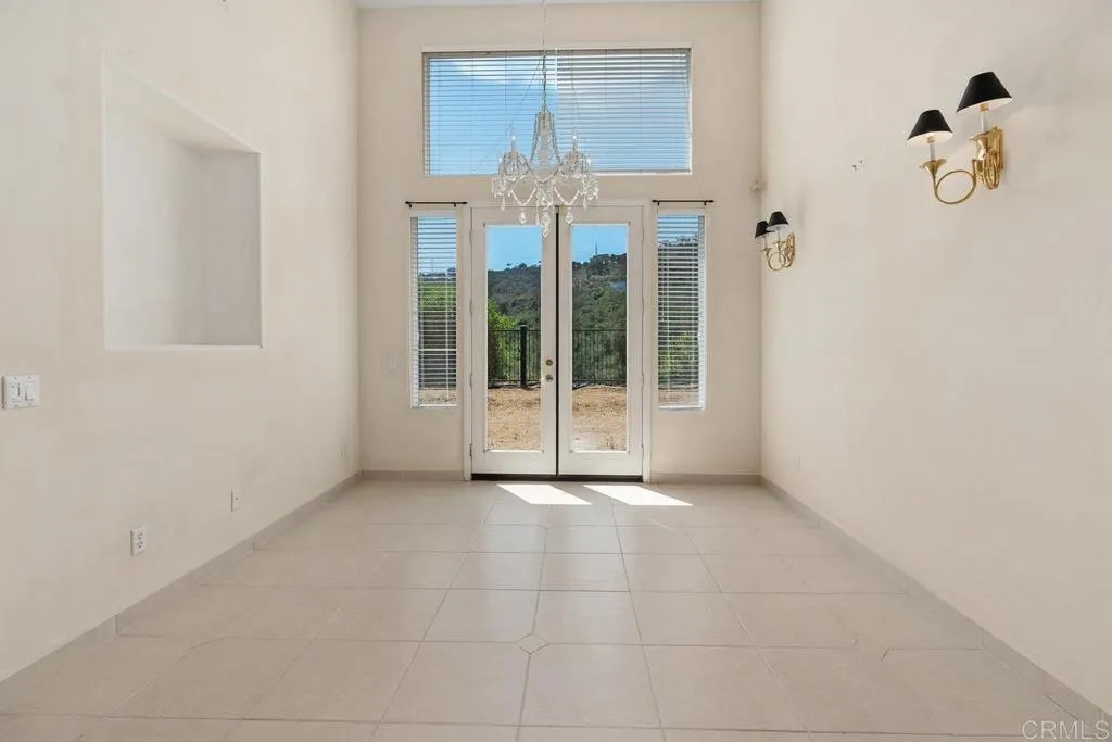 https://cdn.realtyfeed.com/cdn/127/306245838/71e9c01567ed7cfa8bbec6a58b194db0.webp