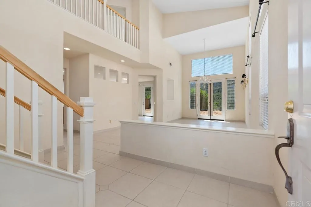 https://cdn.realtyfeed.com/cdn/127/306245838/d19eac2d1c63adb927f2bfc284821efb.webp