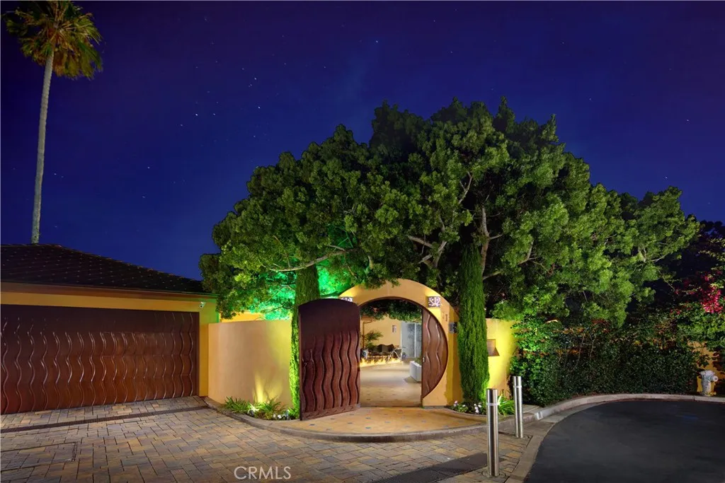 111 La Senda Drive, Laguna Beach, CA, 92651