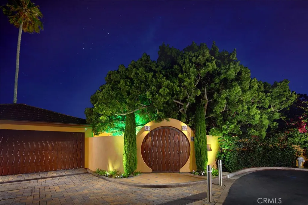 111 La Senda Drive, Laguna Beach, CA, 92651