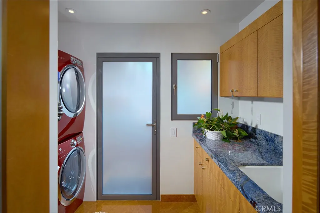 111 La Senda Drive, Laguna Beach, CA, 92651