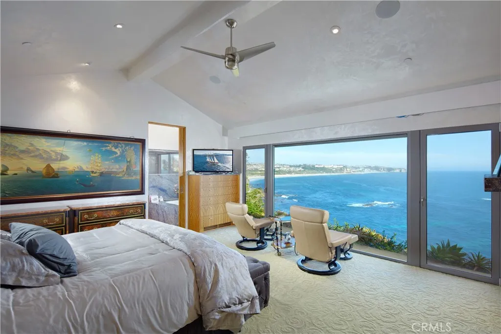 111 La Senda Drive, Laguna Beach, CA, 92651