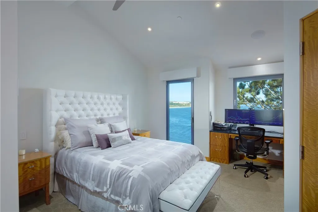 111 La Senda Drive, Laguna Beach, CA, 92651