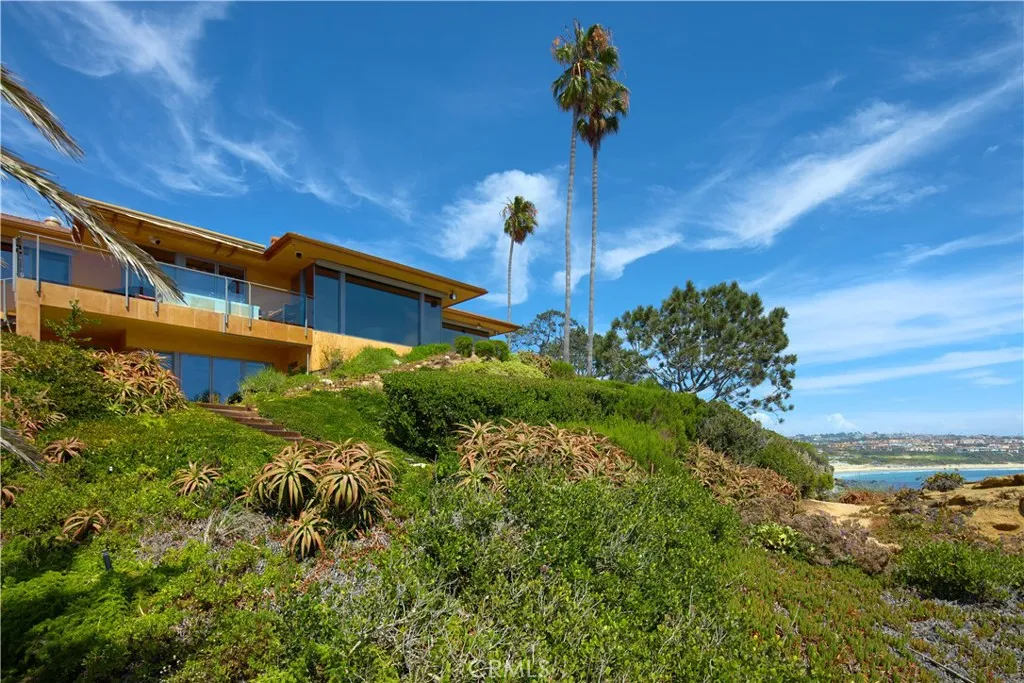 111 La Senda Drive, Laguna Beach, CA, 92651