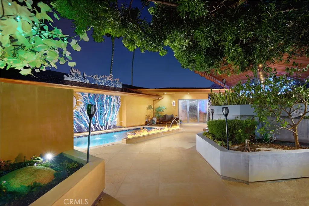 111 La Senda Drive, Laguna Beach, CA, 92651