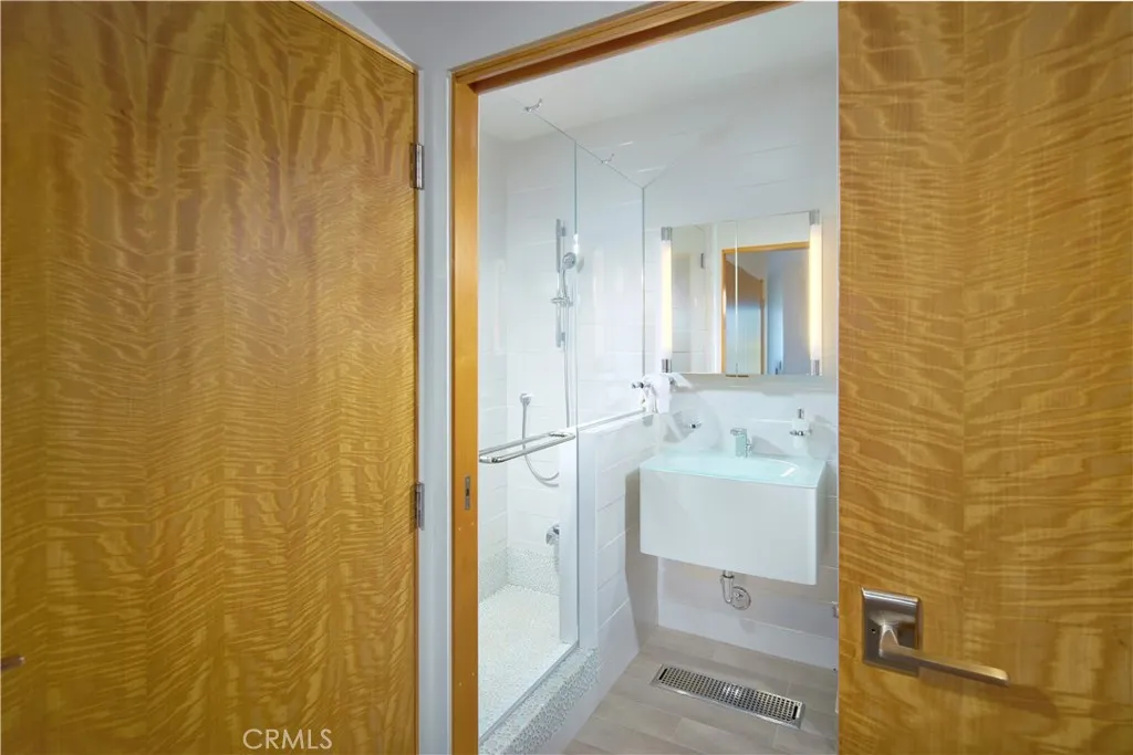 111 La Senda Drive, Laguna Beach, CA, 92651