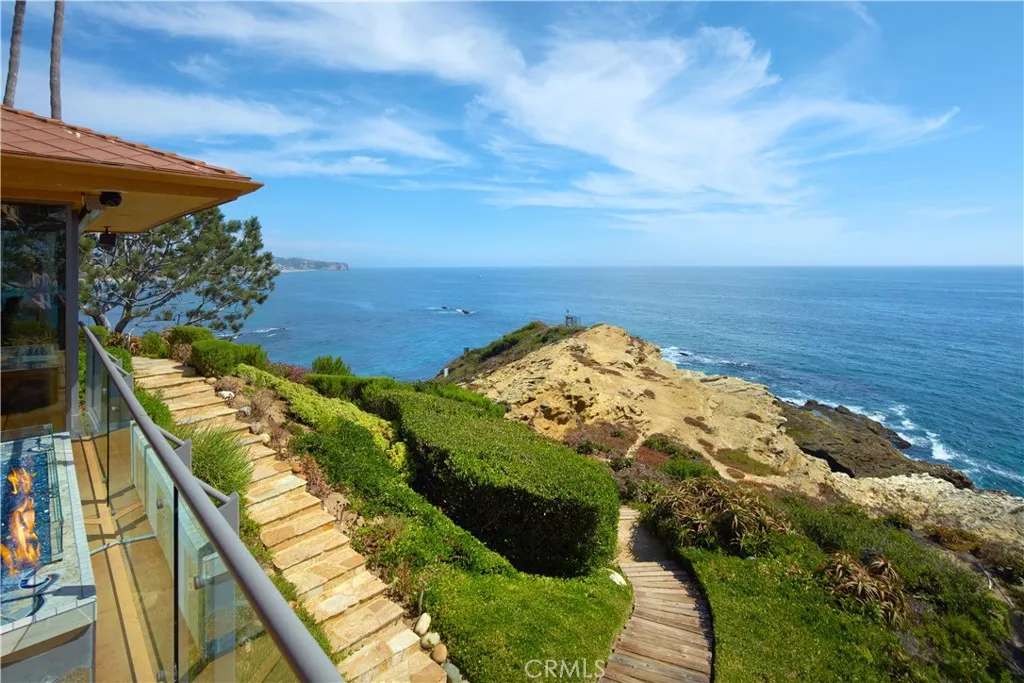 111 La Senda Drive, Laguna Beach, CA, 92651