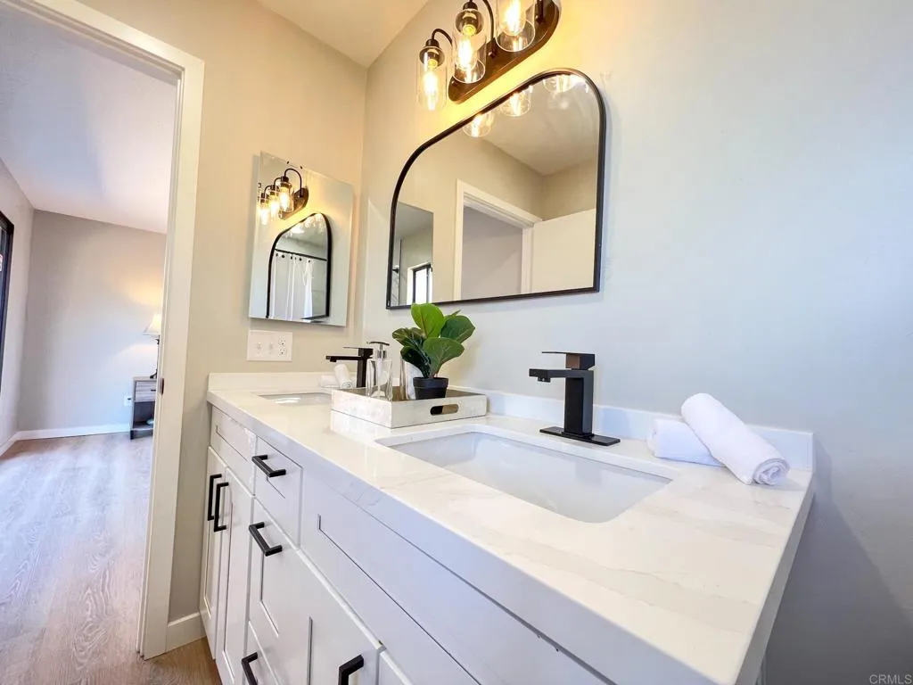 https://cdn.realtyfeed.com/cdn/127/306246873/12fe18b71facdb0db472db53e7fd18d2.webp