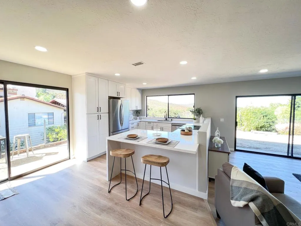 https://cdn.realtyfeed.com/cdn/127/306246873/3f86150dfe650d717a9feaba8cc70cca.webp