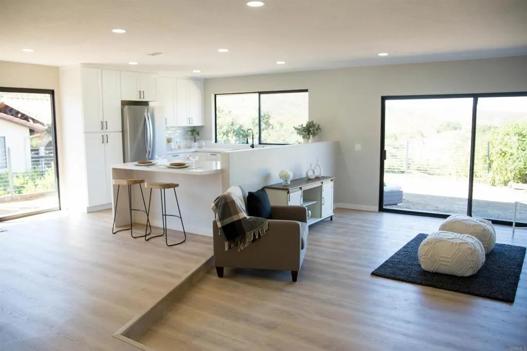 https://cdn.realtyfeed.com/cdn/127/306246873/93b856d3bcdbeb4781873b9e38408ec2.webp