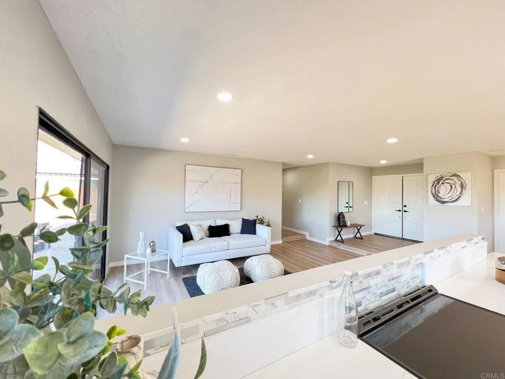 https://cdn.realtyfeed.com/cdn/127/306246873/dfa4a8a7c5fcb37f7c8f9fdace75a092.webp