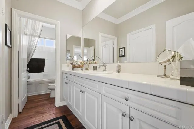 https://cdn.realtyfeed.com/cdn/127/306247754/d517f05f96d53eab4415141146e8c7ff.webp