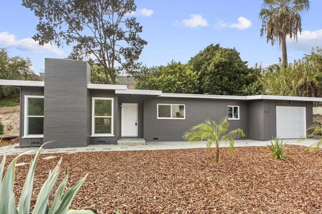 https://cdn.realtyfeed.com/cdn/127/306248163/7d237614245e354c72d4fa0abac50aff.webp
