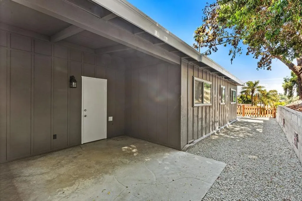 https://cdn.realtyfeed.com/cdn/127/306248163/7f6b7ecdd22caaef66fd08350557025f.webp