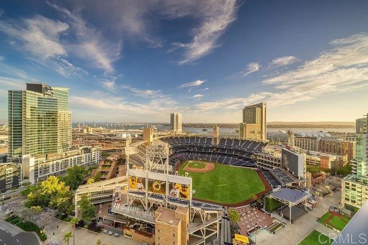 https://cdn.realtyfeed.com/cdn/127/306248875/7ea2b67eb574cb89c353a0e7e5e8a64e.webp
