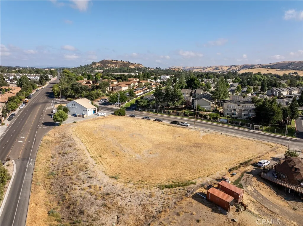 11305 Viejo Camino, Atascadero, Ca 93422 - Photo 2 of 13, Atascadero, CA