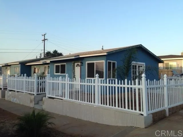 1402 Dubuque, Oceanside, CA, 92058