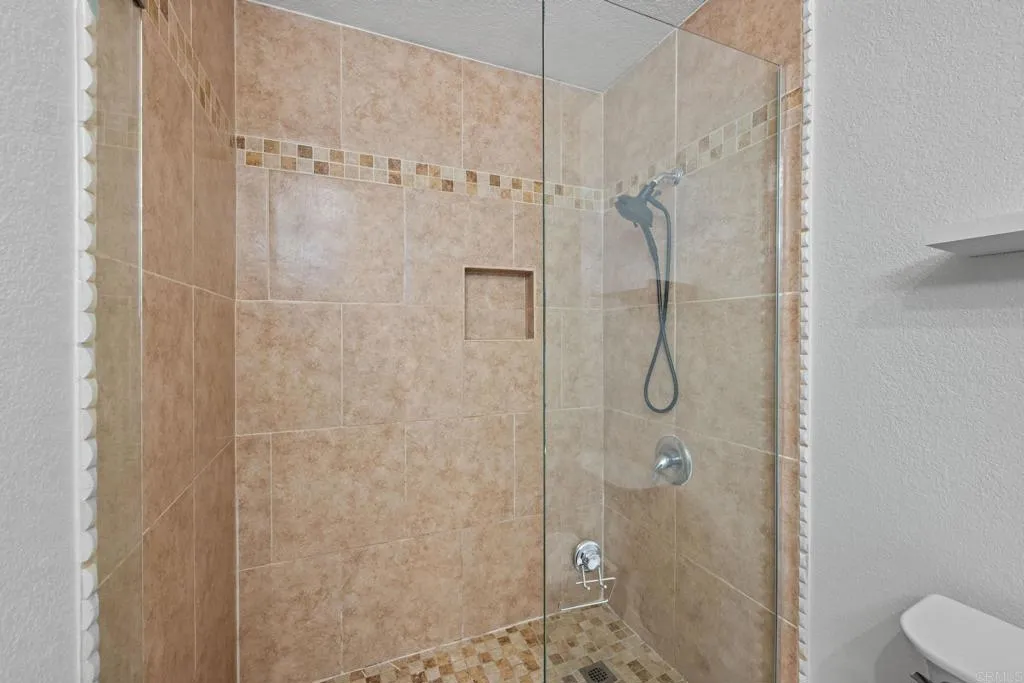 https://cdn.realtyfeed.com/cdn/127/306251977/edd96de7089c5fa6c6b9cdcf4a1c75ef.webp