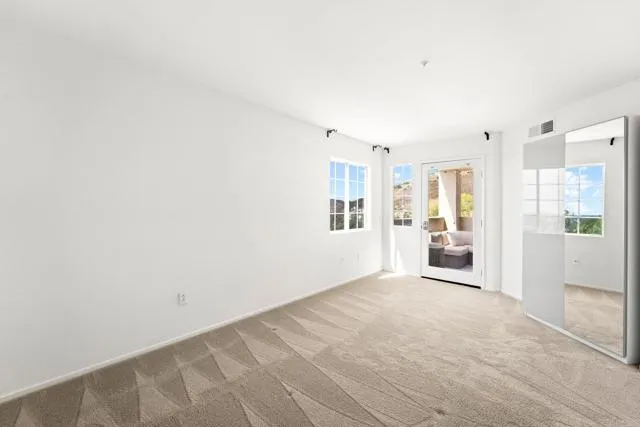 https://cdn.realtyfeed.com/cdn/127/306252266/58764f3911200fe289a4ba7bb2c2802f.webp