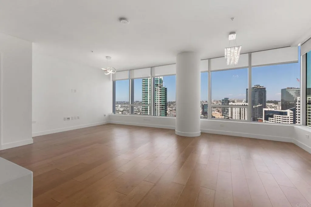 Photo #2: NDP2407779 Listing 