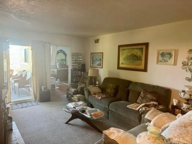 https://cdn.realtyfeed.com/cdn/127/306254551/235ea46aa349e66f1d33779c31173543.webp