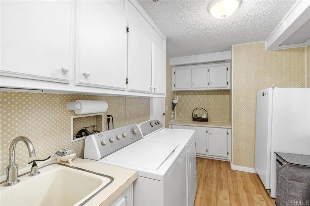 https://cdn.realtyfeed.com/cdn/127/306254642/1ed9f27ee7a9a671861ea88f356cceb4.webp