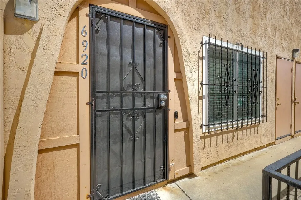 Photo #6: EV24180859 Listing 