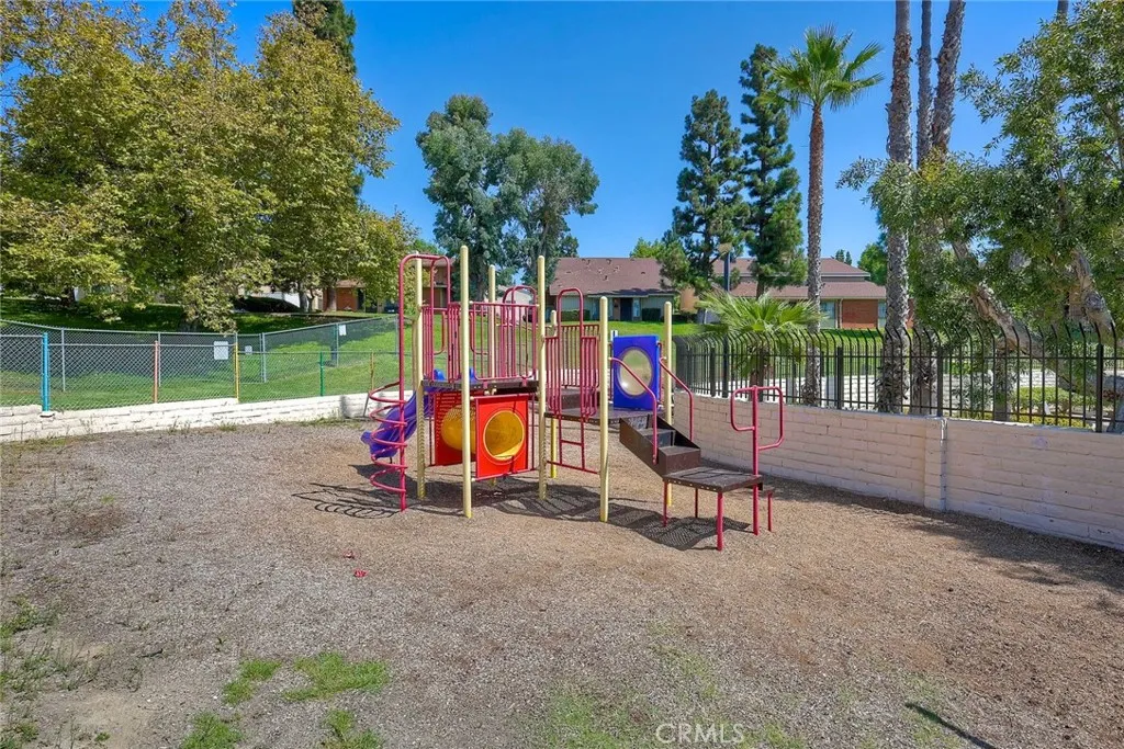 https://cdn.realtyfeed.com/cdn/127/306254928/4d836a91e86d51f27a88af9a4c9aca9d.webp