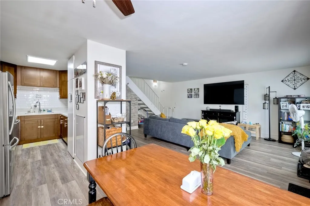 https://cdn.realtyfeed.com/cdn/127/306254928/9bb7832f48ceab2b516d657312b73051.webp