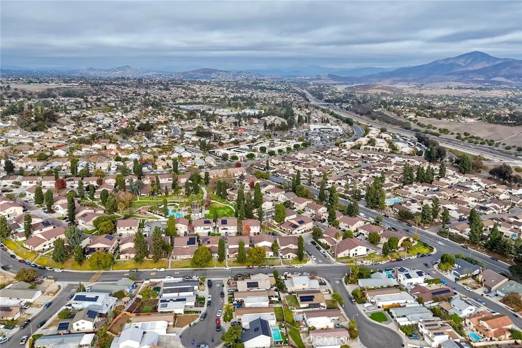 https://cdn.realtyfeed.com/cdn/127/306254928/d85d23c0703b7f8a3b1b8571305d3f55.webp