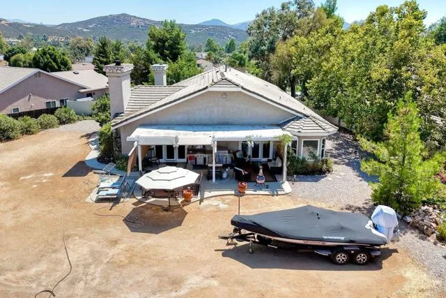 https://cdn.realtyfeed.com/cdn/127/306255835/fb6a583542fb90c57702a1b50c777551.webp