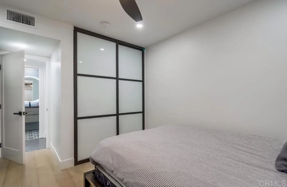 https://cdn.realtyfeed.com/cdn/127/306255851/04e39ecda39caeceb8d8cf2df344d765.webp