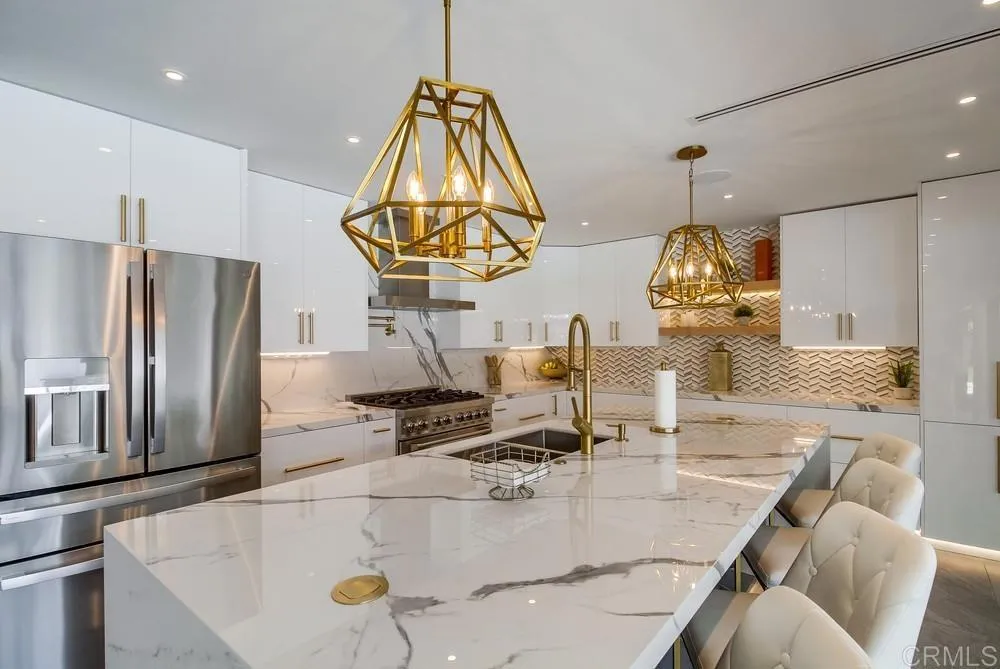 https://cdn.realtyfeed.com/cdn/127/306255851/5df84f8289b1fdf10064a2d415749216.webp