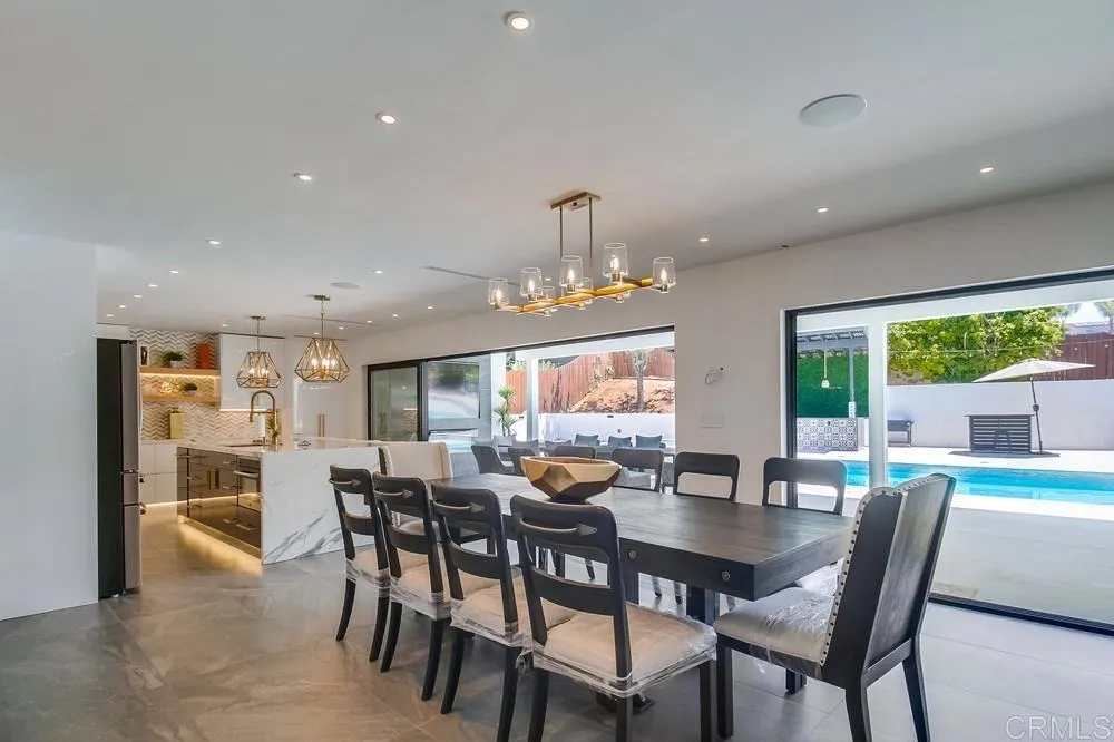 https://cdn.realtyfeed.com/cdn/127/306255851/6f3bdcd85bdc164ccfb67439fbdb0e64.webp