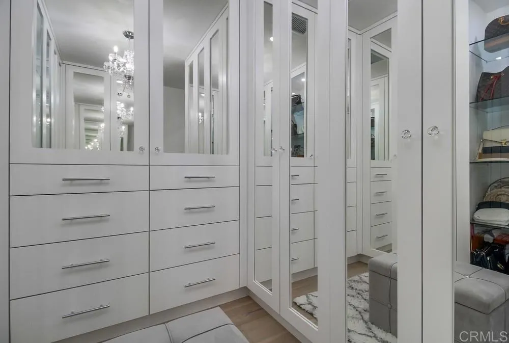 https://cdn.realtyfeed.com/cdn/127/306255851/d3a6e2e16b77077ca3a8bce51ad55268.webp