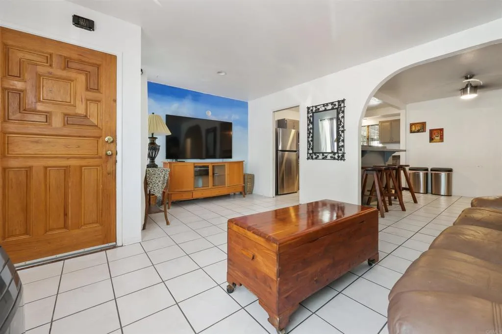 https://cdn.realtyfeed.com/cdn/127/306255891/2419e98d1dc8712ac1d876b5a9c4e1b2.webp