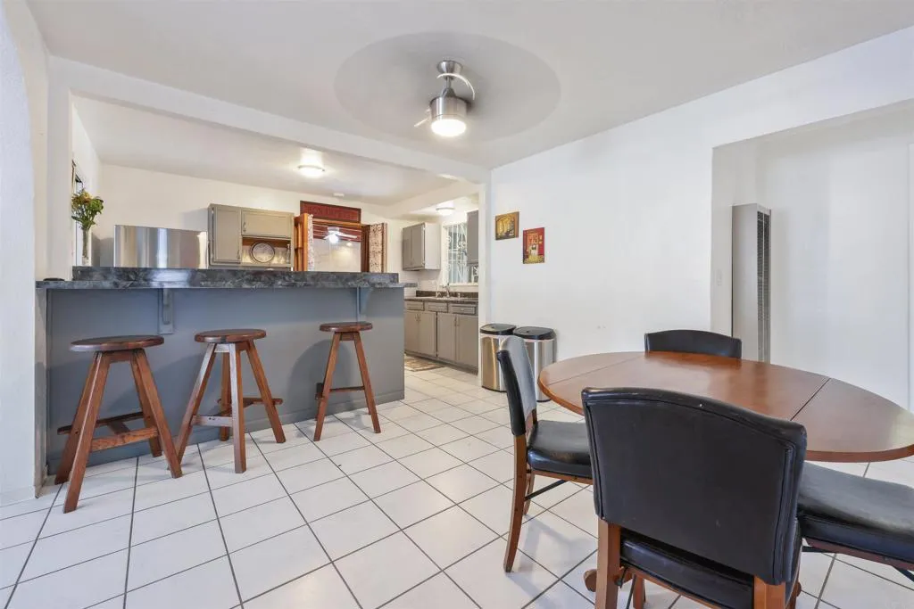 https://cdn.realtyfeed.com/cdn/127/306255891/62bbe29360d225e4742425fc75583bd0.webp