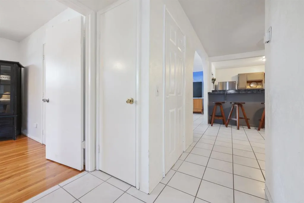 https://cdn.realtyfeed.com/cdn/127/306255891/bcbd83e7715ab5a2f904e3f16868a725.webp