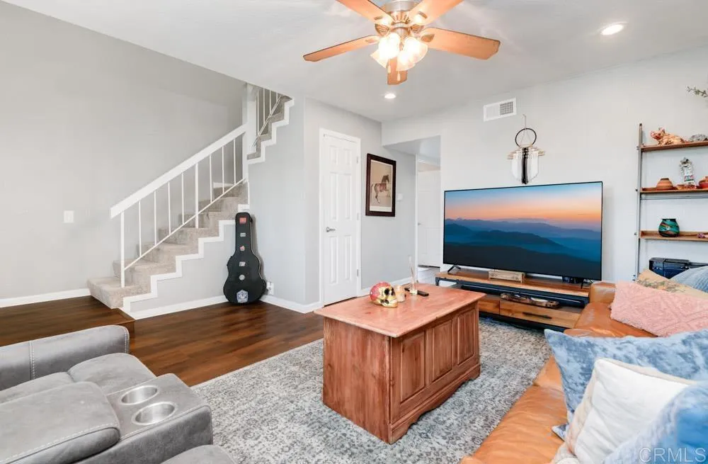 https://cdn.realtyfeed.com/cdn/127/306256253/b6e11990171d4990efe8d4314601a48c.webp