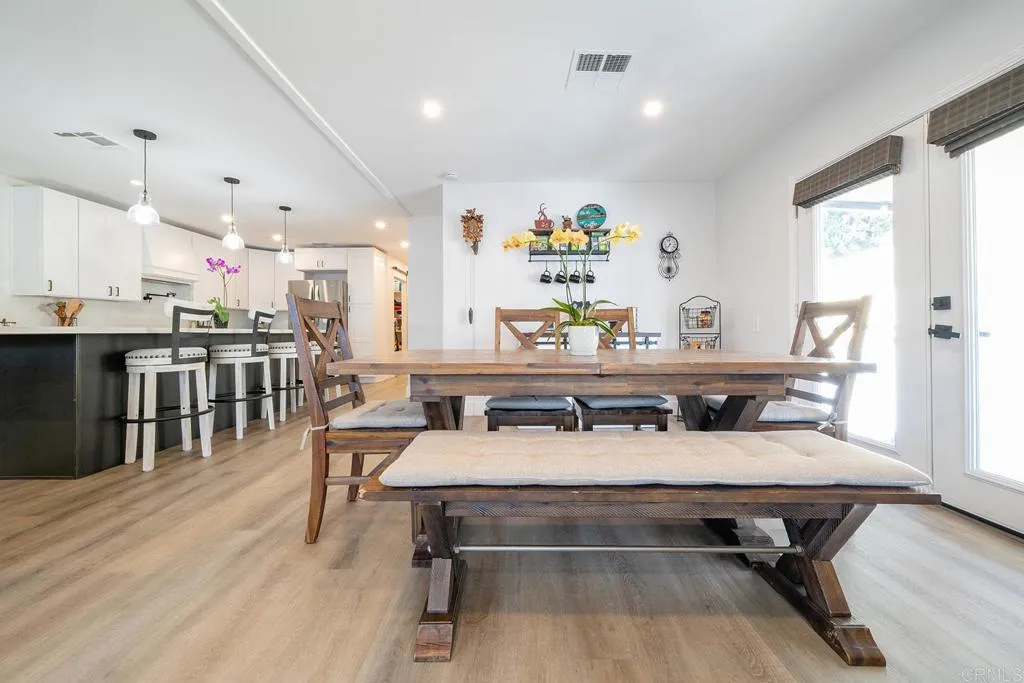 https://cdn.realtyfeed.com/cdn/127/306258211/4259262e4808de40fddd416c13c430a1.webp