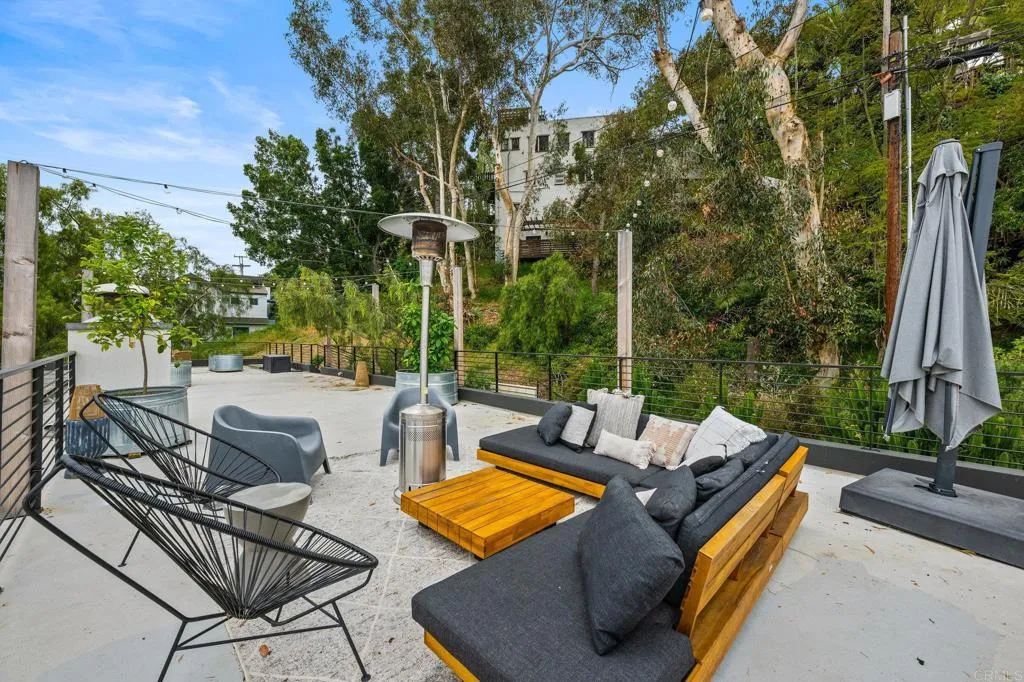 https://cdn.realtyfeed.com/cdn/127/306259554/0860d8b42b1aa3dcc43616fa4020e076.webp