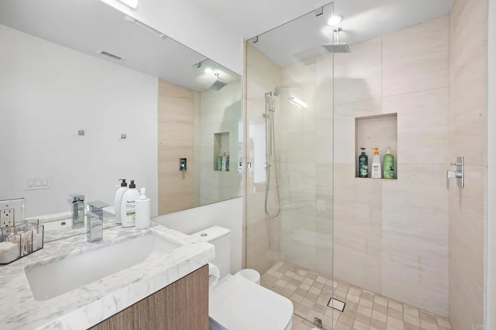 https://cdn.realtyfeed.com/cdn/127/306259554/a387a28820001c753300fb37361b727f.webp