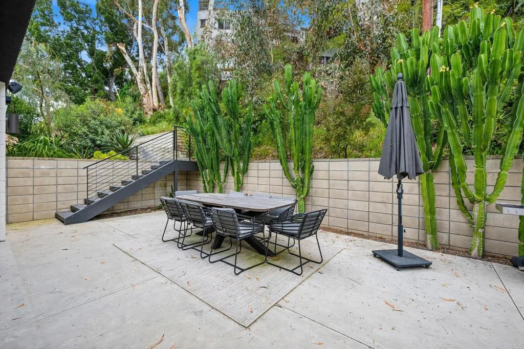 https://cdn.realtyfeed.com/cdn/127/306259554/cd12d7532716934dbc89017210626805.webp