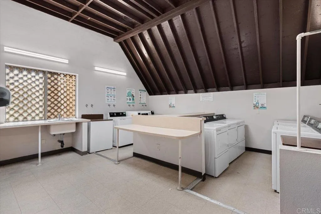 https://cdn.realtyfeed.com/cdn/127/306259645/446d7b0e38c69d78eb89937b9b96b835.webp