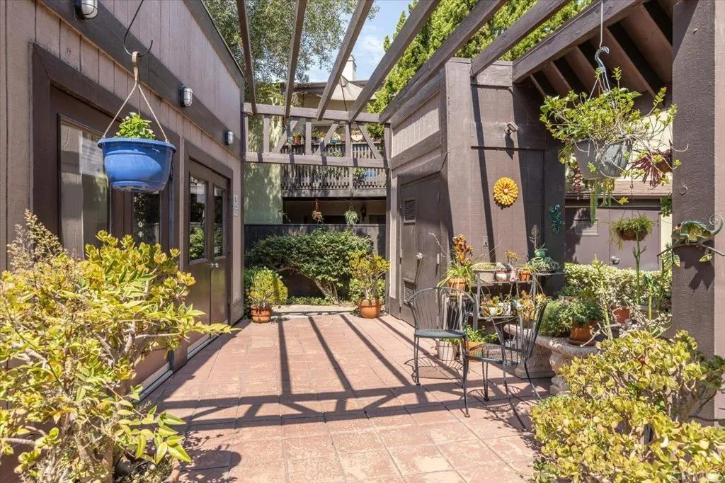 https://cdn.realtyfeed.com/cdn/127/306259645/b091229f5916c2a63468ea8bf9497175.webp