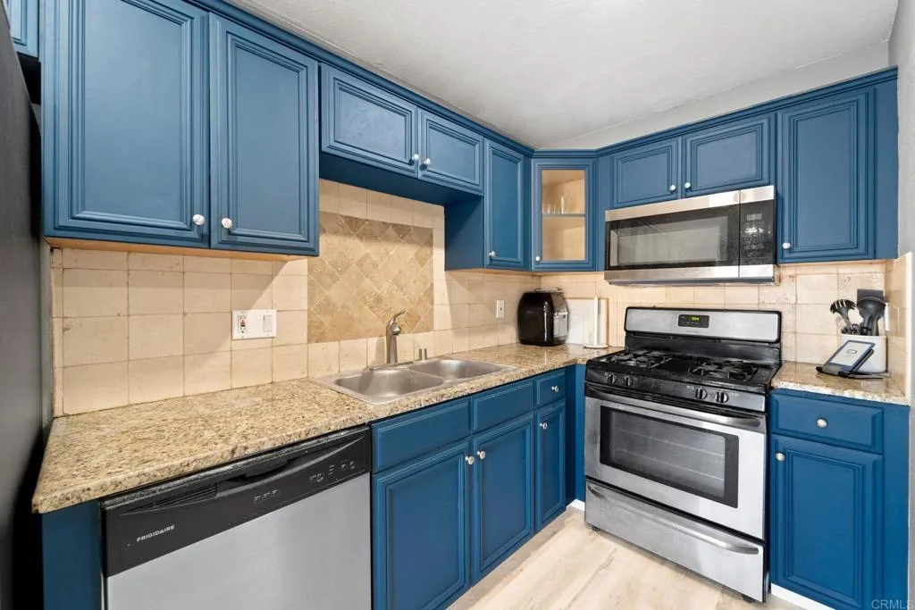 Photo #4: PTP2405445 Listing 