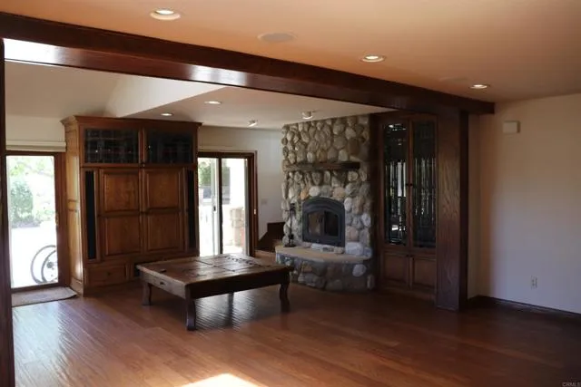https://cdn.realtyfeed.com/cdn/127/306260408/1da8ae144a92d968f90855096224aa3e.webp