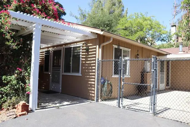 https://cdn.realtyfeed.com/cdn/127/306260408/338506646ae7d88e80b4b9a9f95d12bc.webp